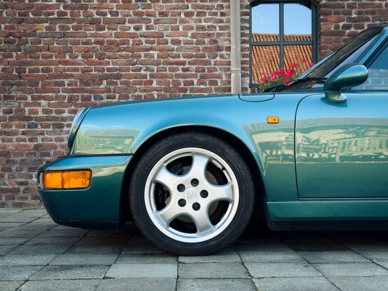 Porsche 964 Carrera 4