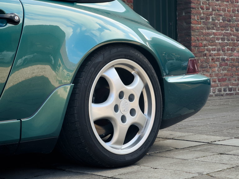 Porsche 964 Carrera 4