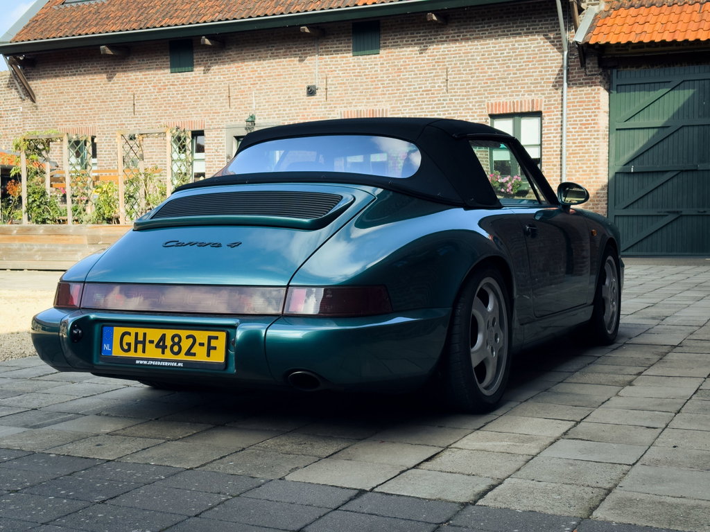 Porsche 964 Carrera 4