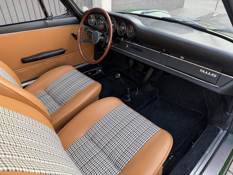 Porsche 911 S (F-Modell)