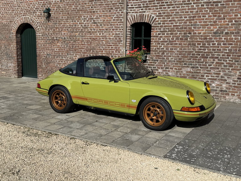 Porsche 911 Backdate