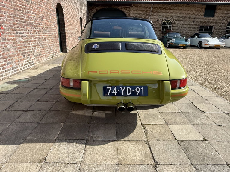 Porsche 911 Backdate