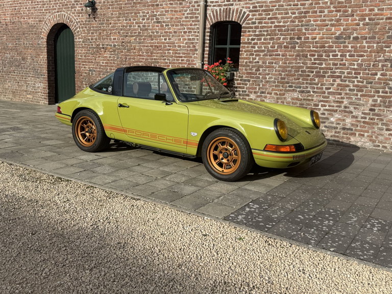 Porsche 911 Backdate