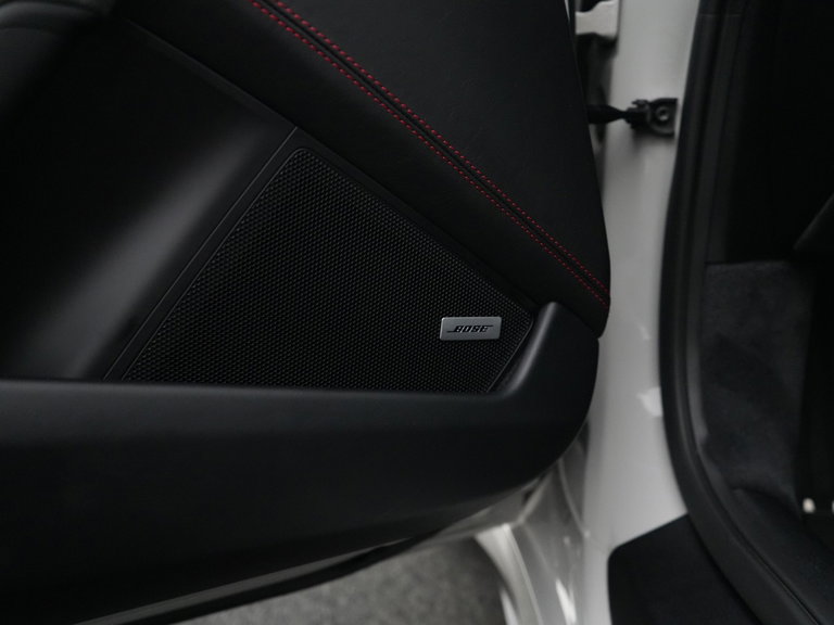 Porsche 992 Carrera 4 GTS