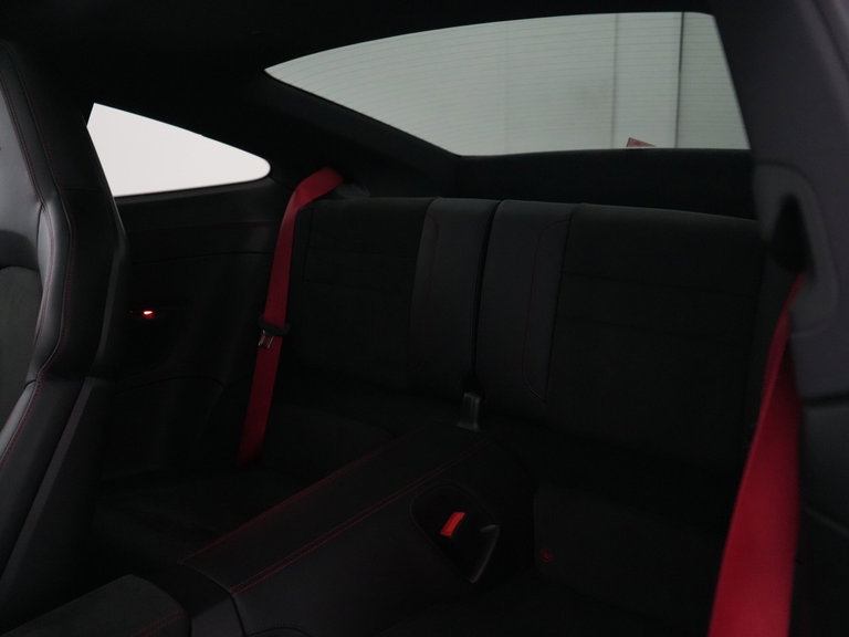 Porsche 992 Carrera 4 GTS