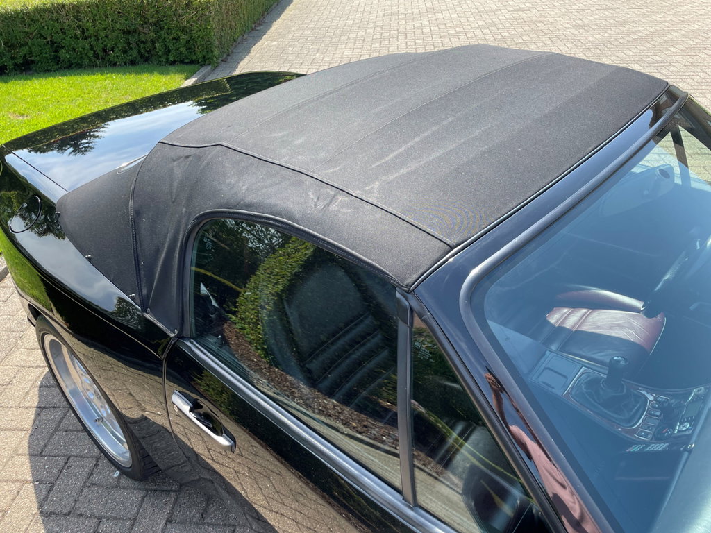 Porsche 944 Turbo Cabriolet