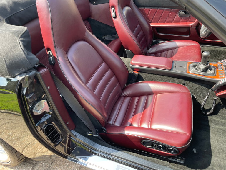 Porsche 944 Turbo Cabriolet