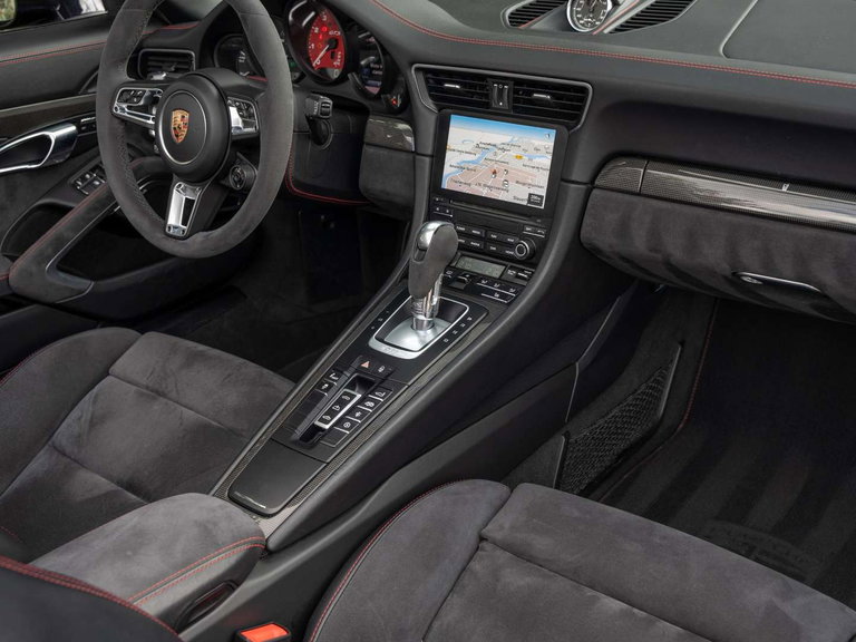 Porsche 991.2 Carrera 4 GTS