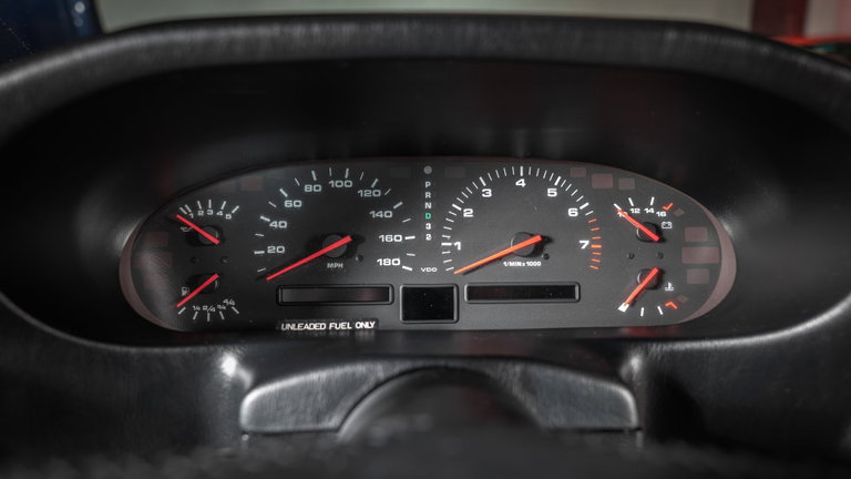 Porsche 928 S4