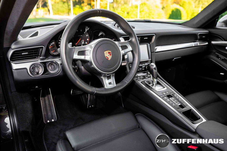 Porsche 991 Carrera 4