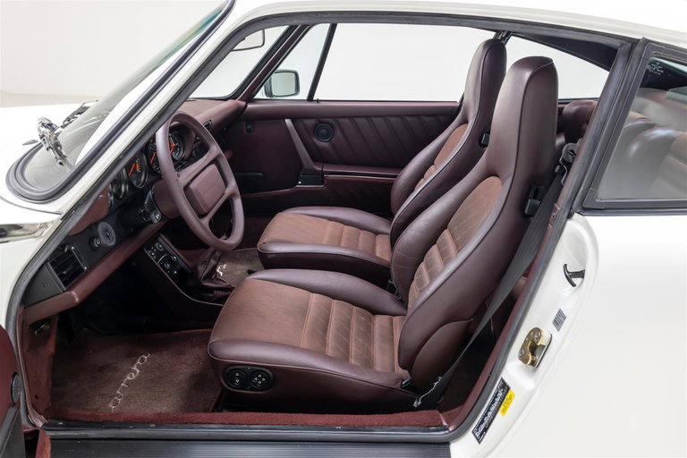 Porsche 911 Carrera 3.2 (US)