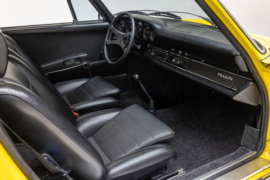 Porsche 911 S (F-Modell)