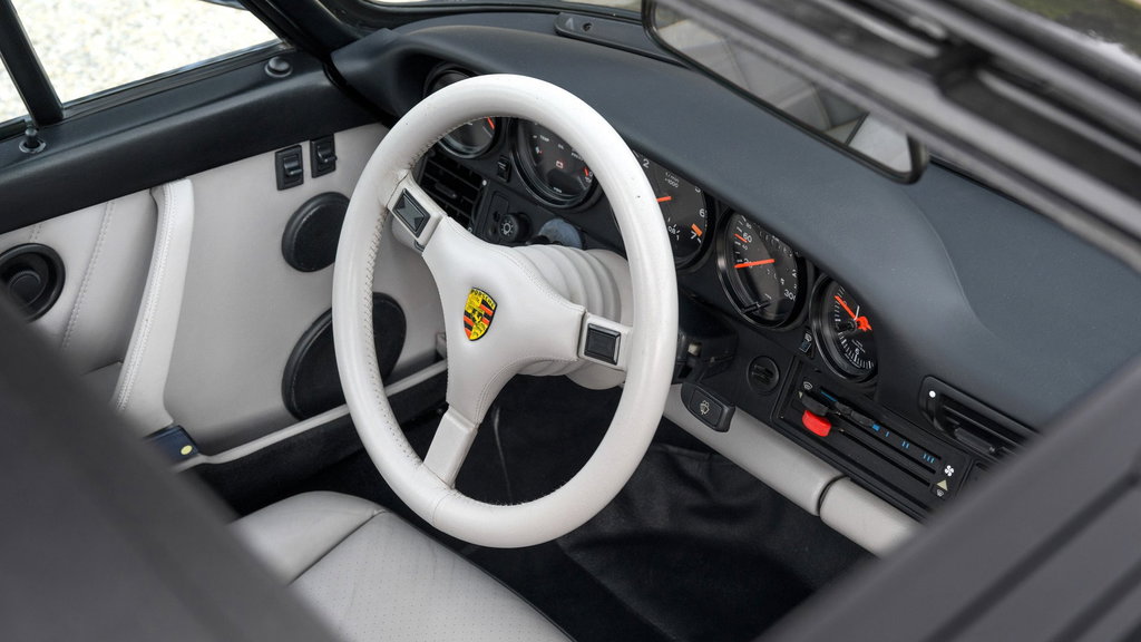 Porsche 911 Turbo 3.3