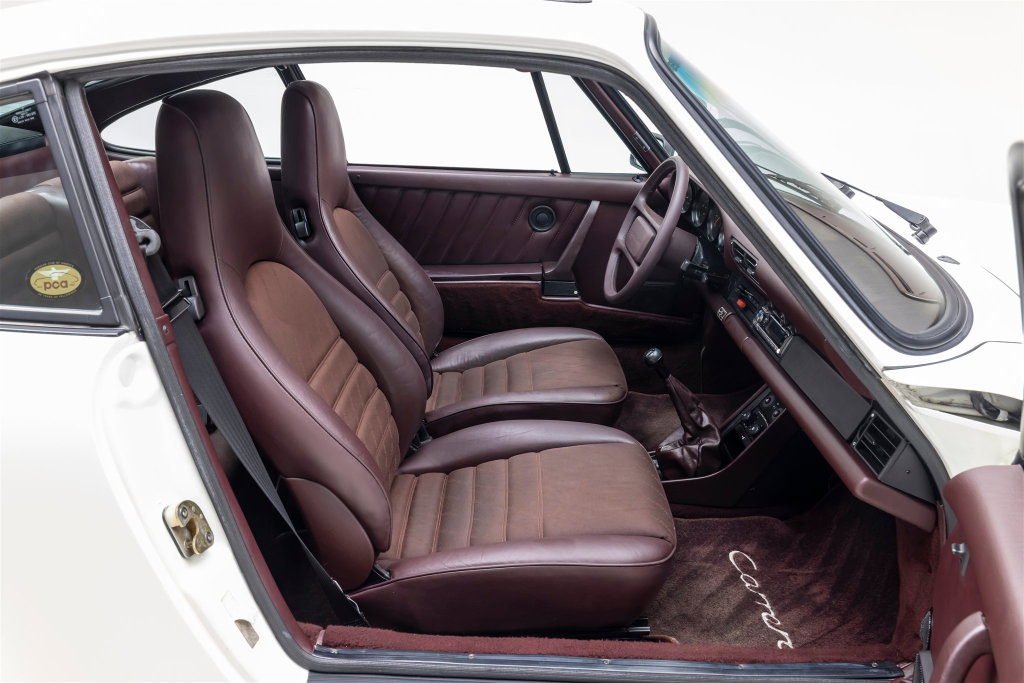 Porsche 911 Carrera 3.2 (US)