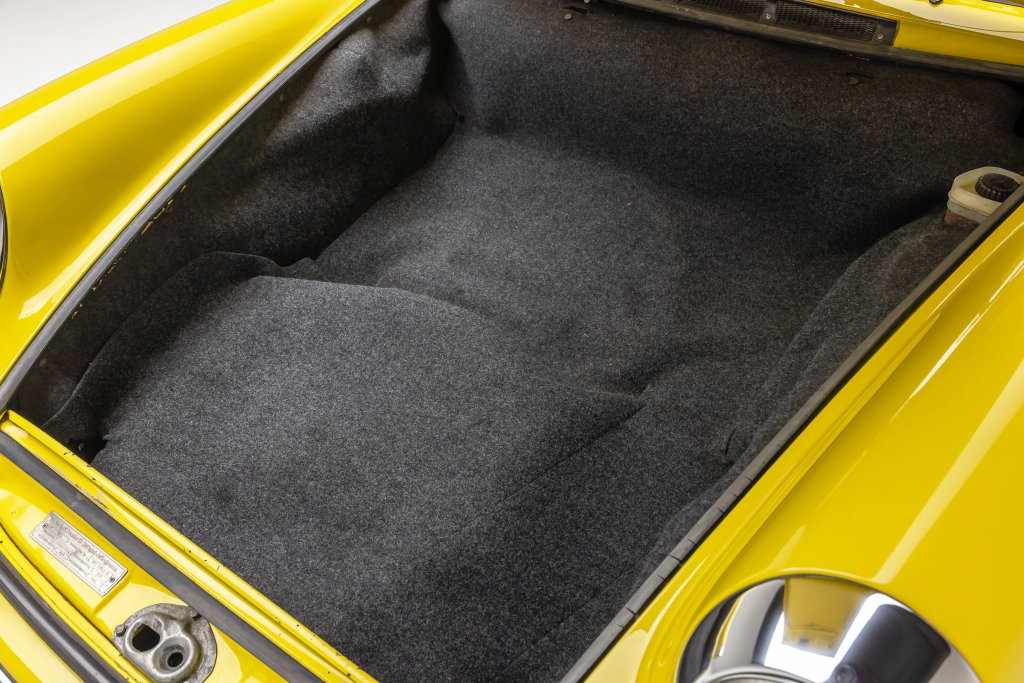 Porsche 911 S (F-Modell)