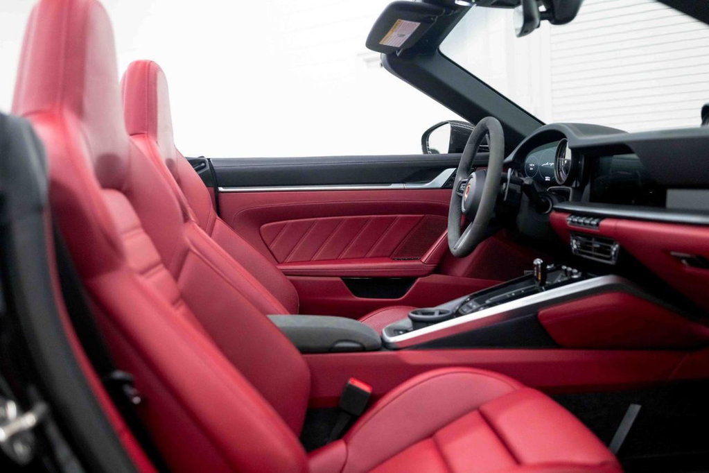 Porsche 992 Turbo S