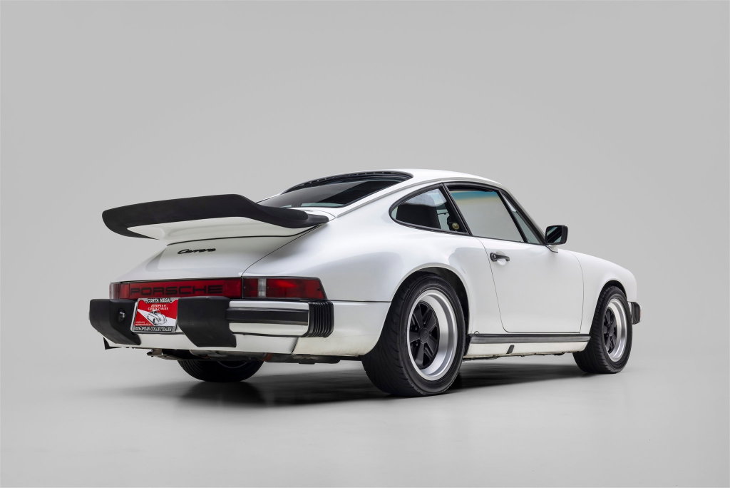 Porsche 911 Carrera 3.2 (US)