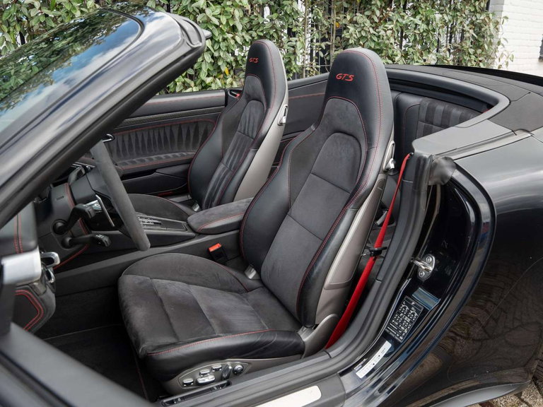 Porsche 991.2 Carrera 4 GTS