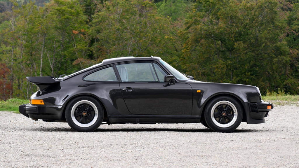 Porsche 911 Turbo 3.3