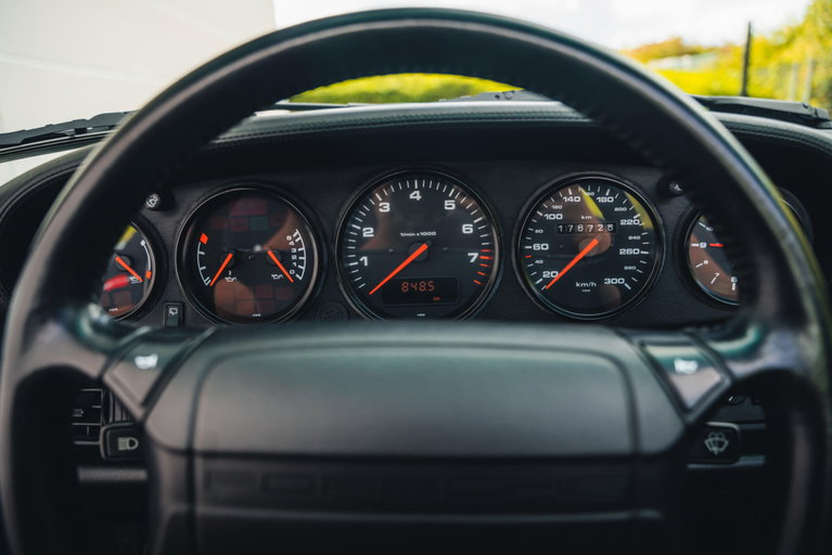 Porsche 964 Carrera 2