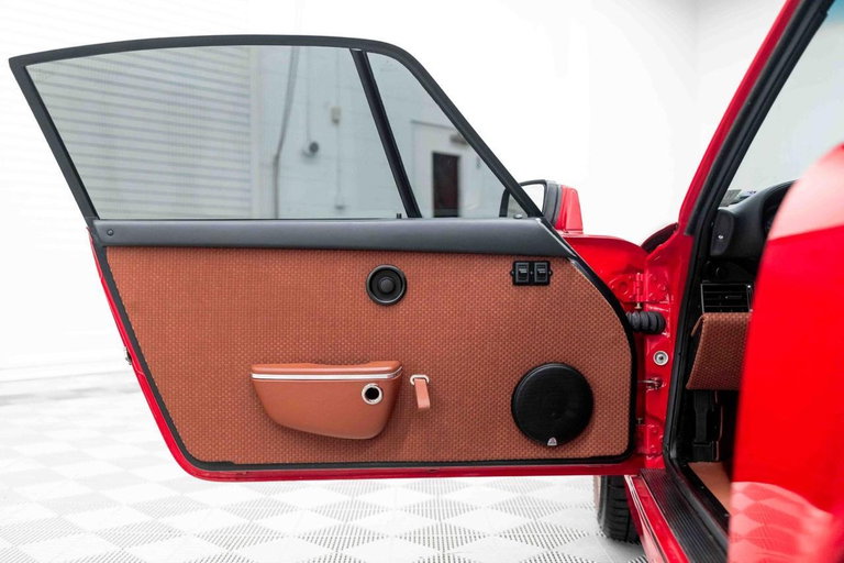 Porsche 911 Backdate