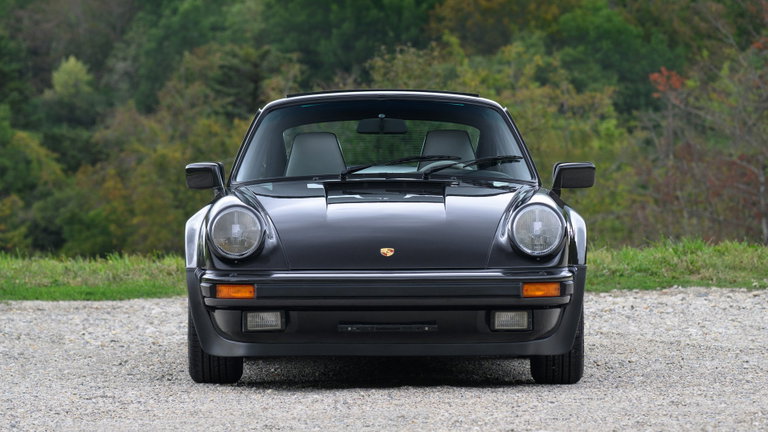 Porsche 911 Turbo 3.3