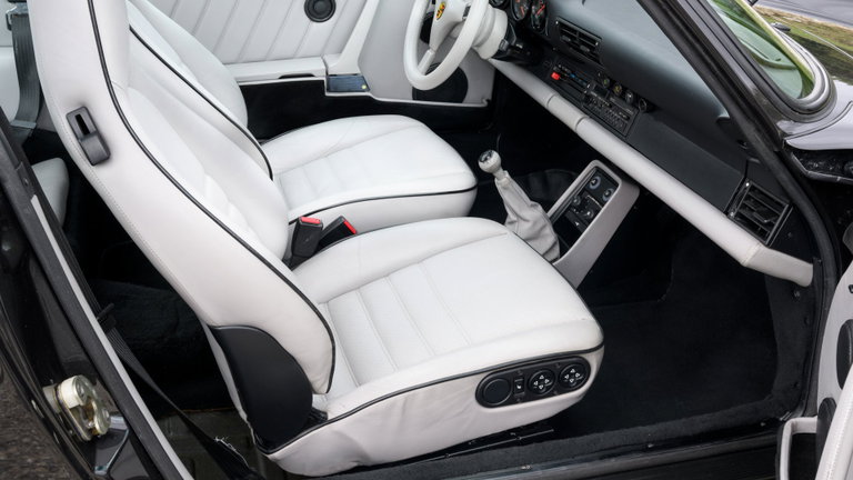 Porsche 911 Turbo 3.3