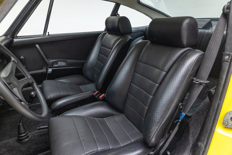 Porsche 911 S (F-Modell)