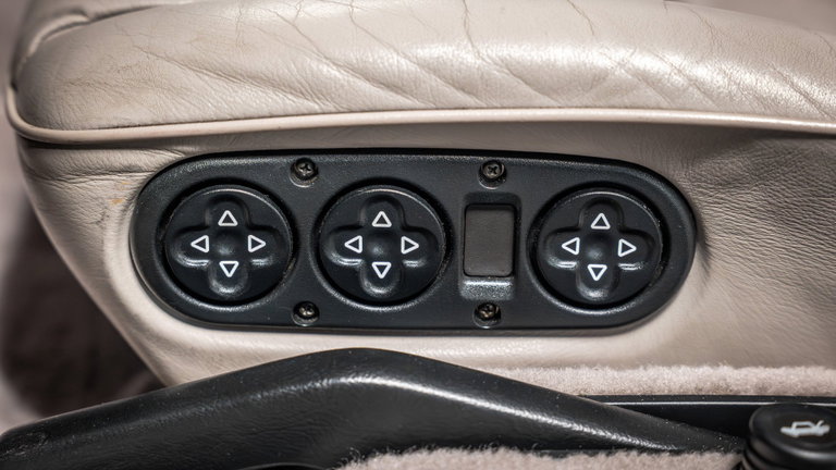 Porsche 928 S4