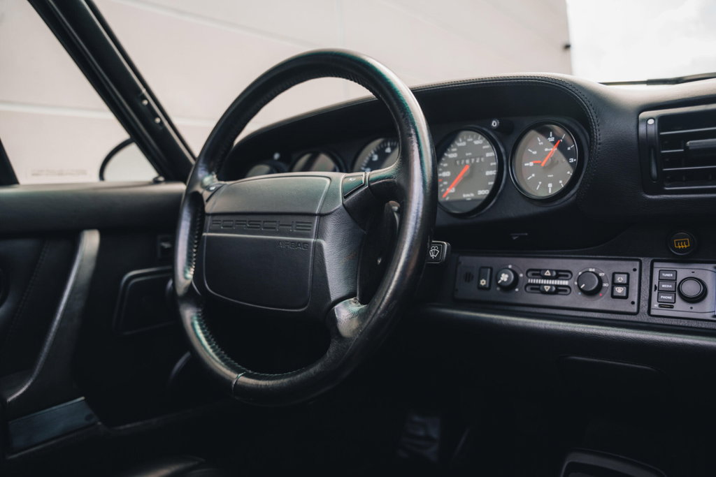 Porsche 964 Carrera 2