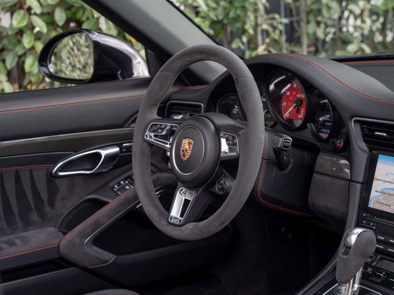 Porsche 991.2 Carrera 4 GTS