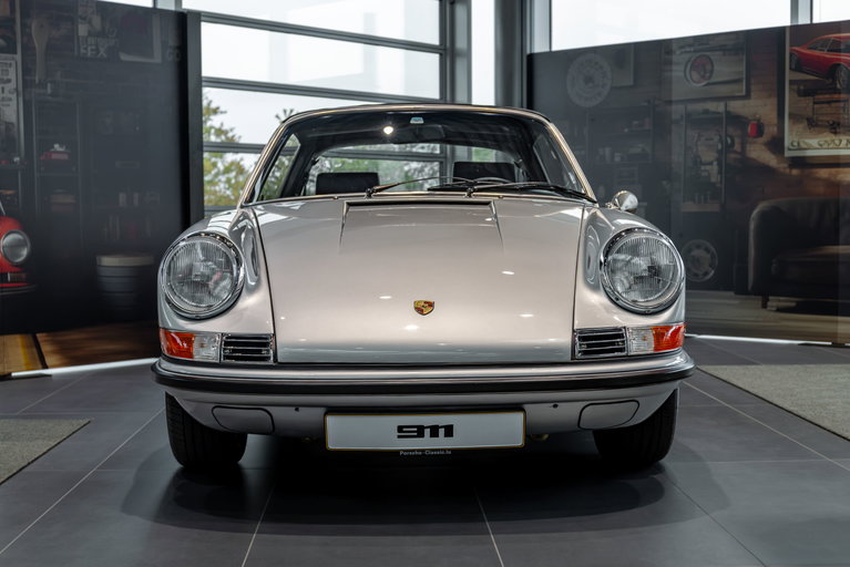 Porsche 911 T
