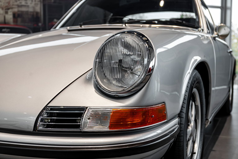 Porsche 911 T