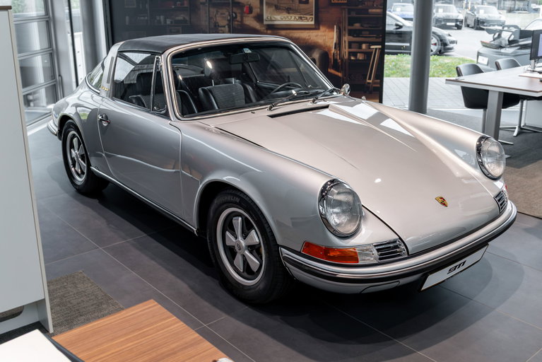 Porsche 911 T