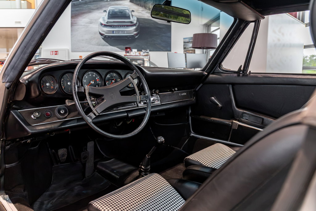 Porsche 911 T