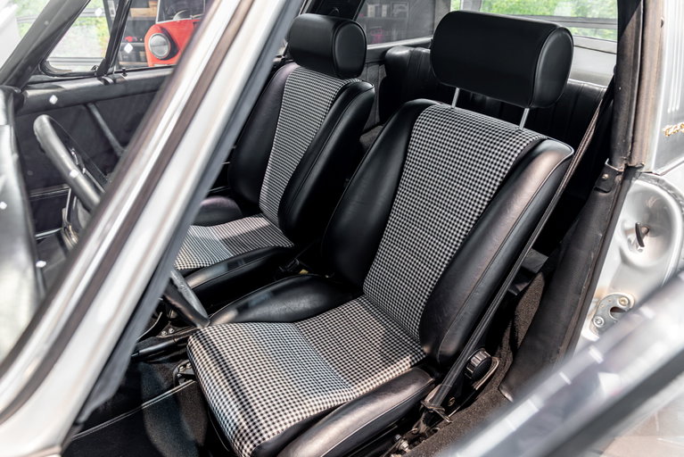 Porsche 911 T