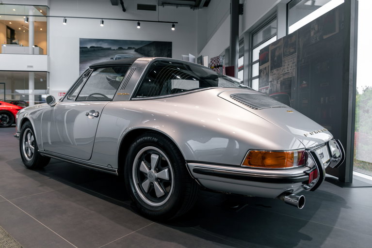 Porsche 911 T