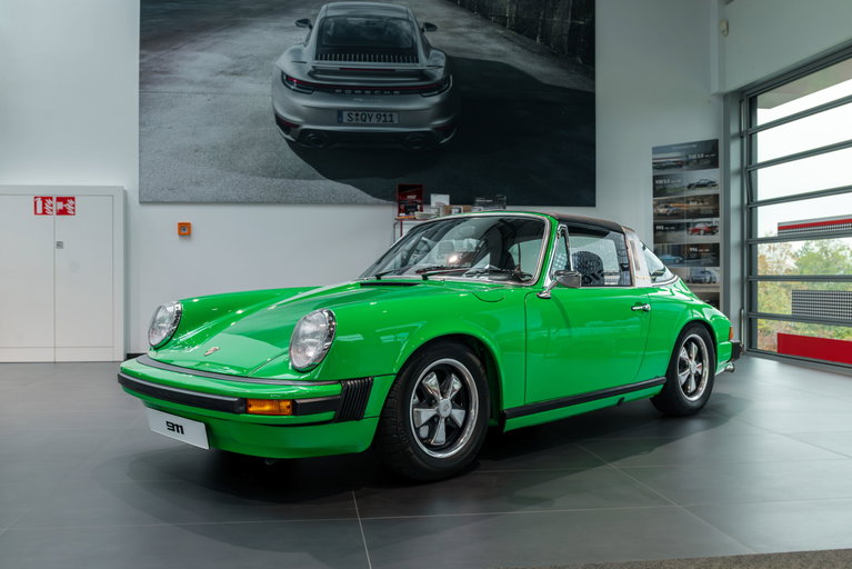 Porsche 911
