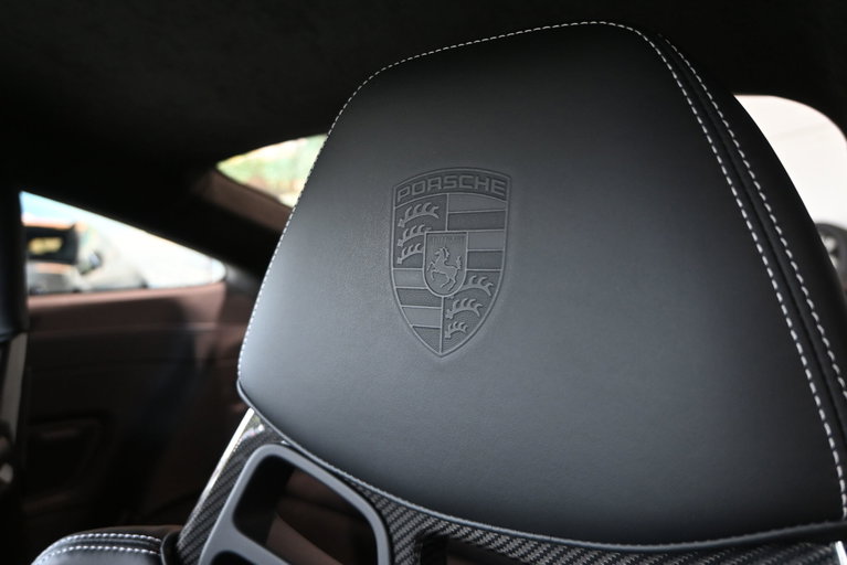 Porsche 992 GT3 Touring