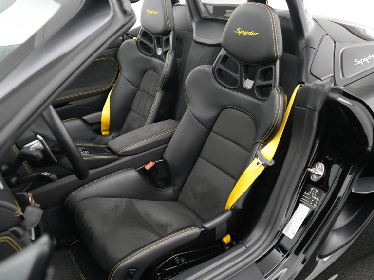 Porsche 718 Spyder