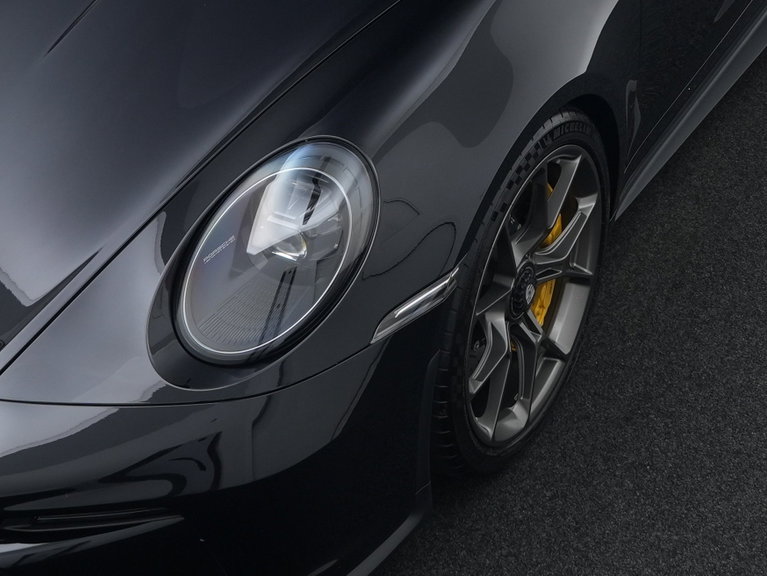 Porsche 992 GT3 Touring