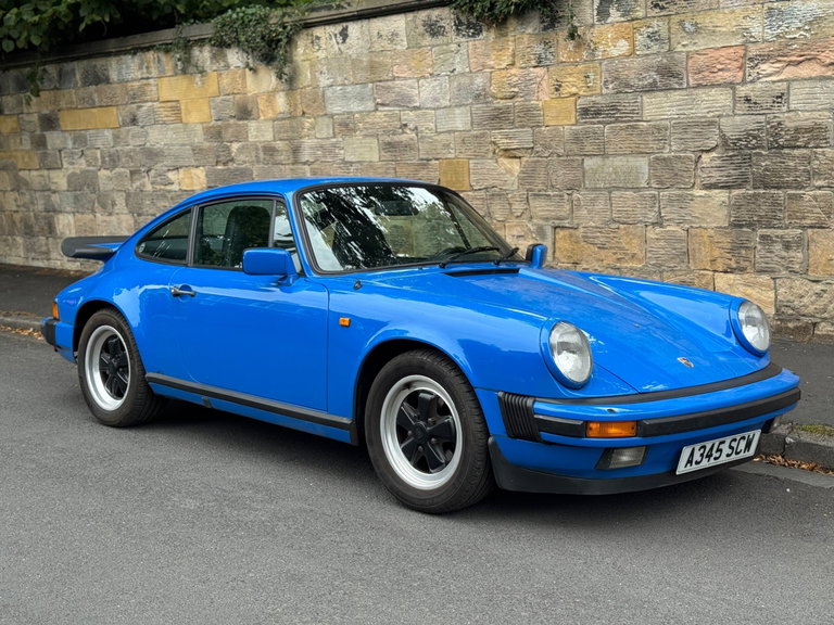 Porsche 911 Carrera 3.2