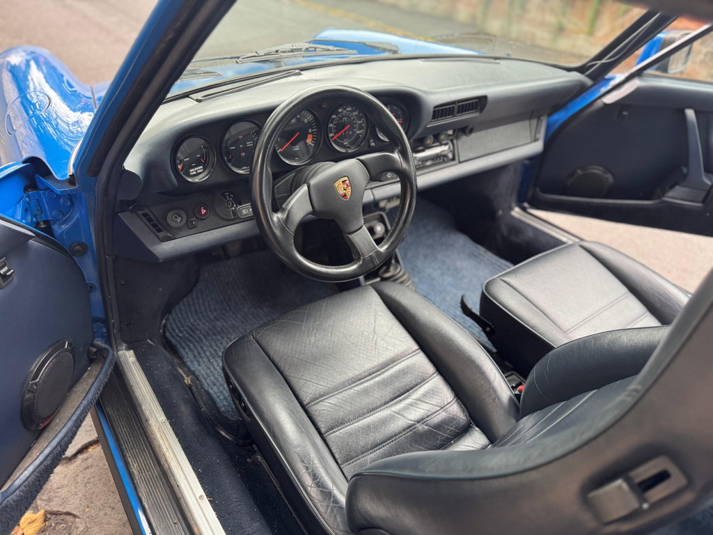 Porsche 911 Carrera 3.2