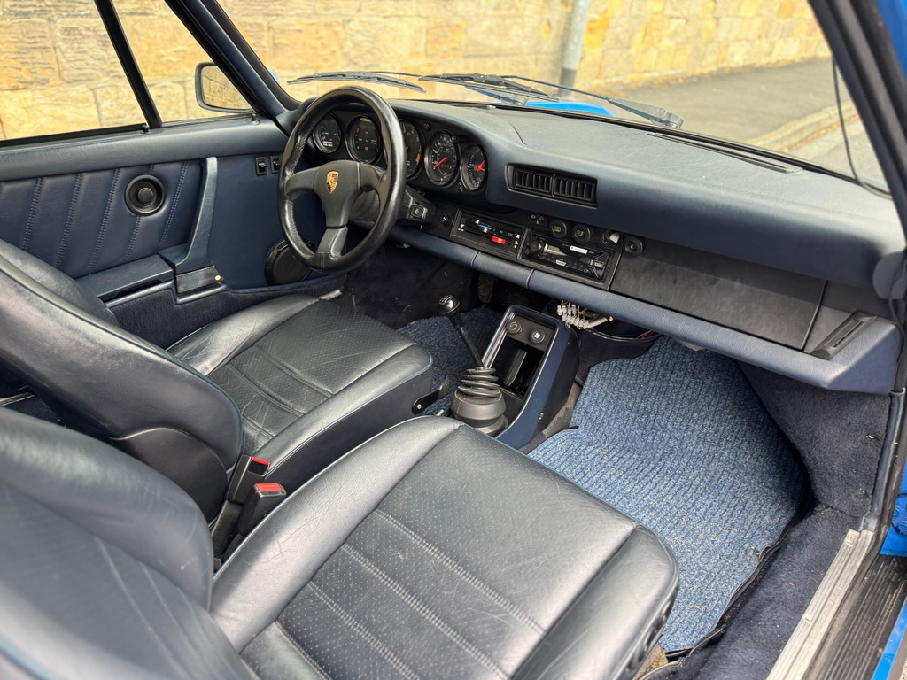 Porsche 911 Carrera 3.2