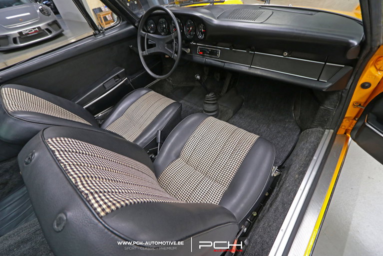 Porsche 911 T