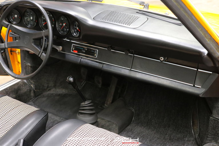 Porsche 911 T