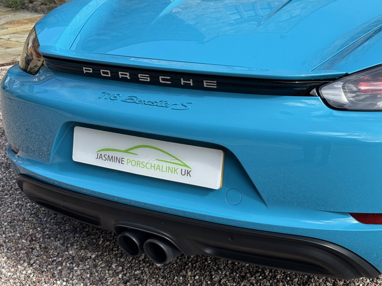 Porsche 718 Boxster S