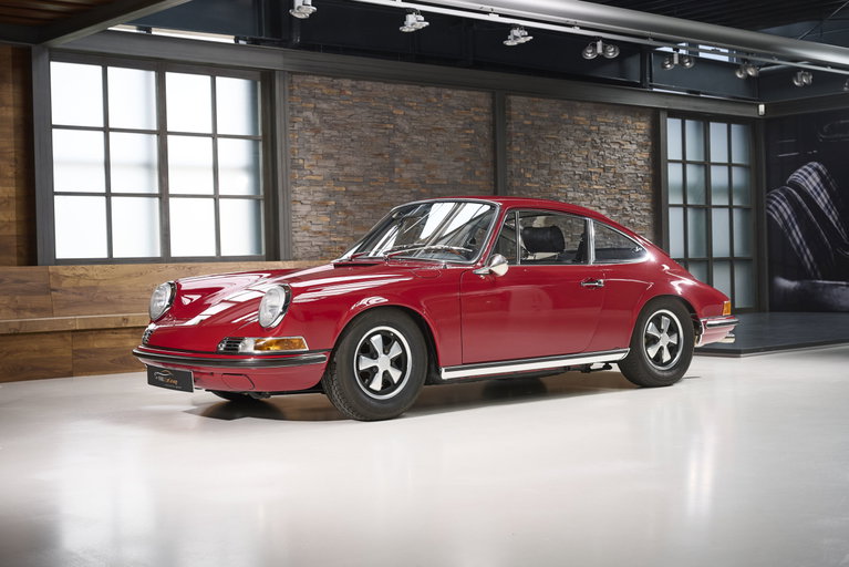 Porsche 911 E