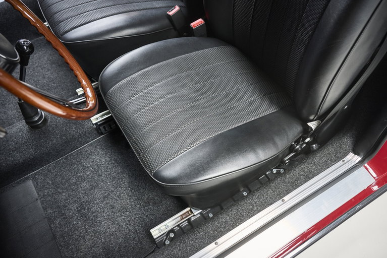 Porsche 911 E