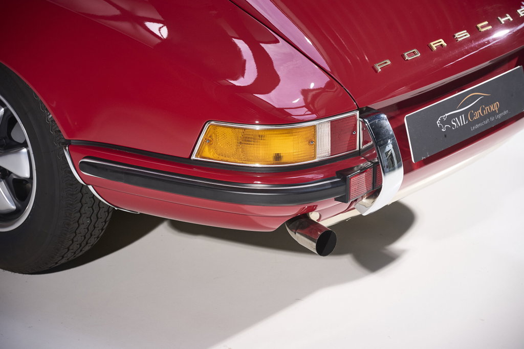 Porsche 911 E